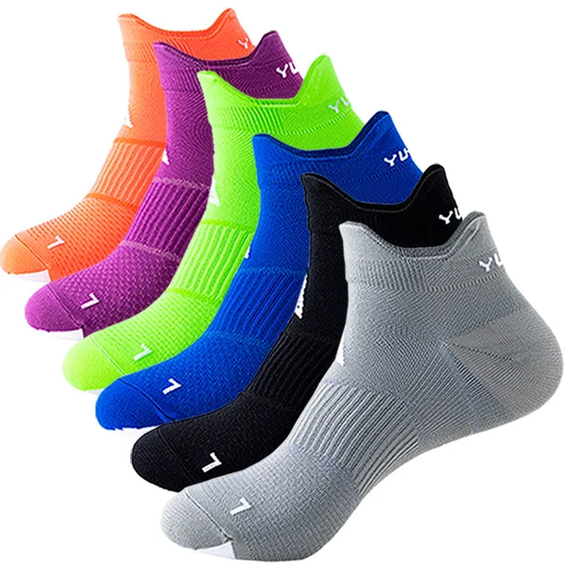 Meias Esportivas de Nylon Antiderrapante (Compre 1 Par Leve 2) | ActiveDry - MimoStock
